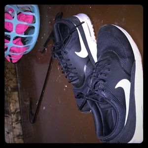 Women Nike running shoes